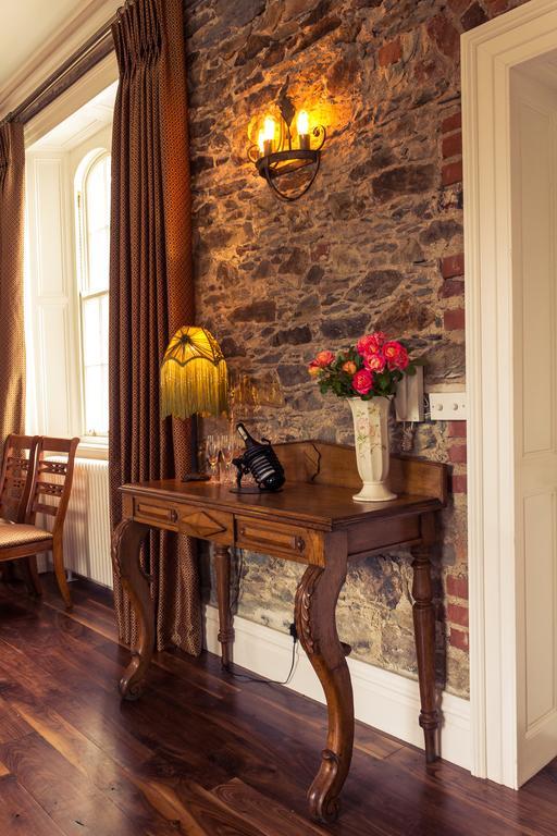 Wilton Castle Apartment Енискорти Стая снимка
