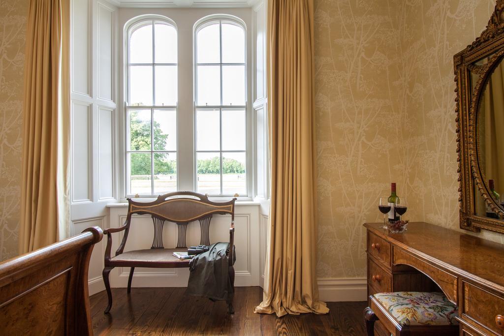 Wilton Castle Apartment Енискорти Екстериор снимка